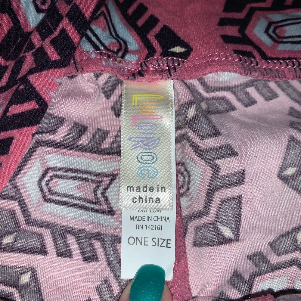 LuLaRoe One Size Leggings - Picture 4 of 7